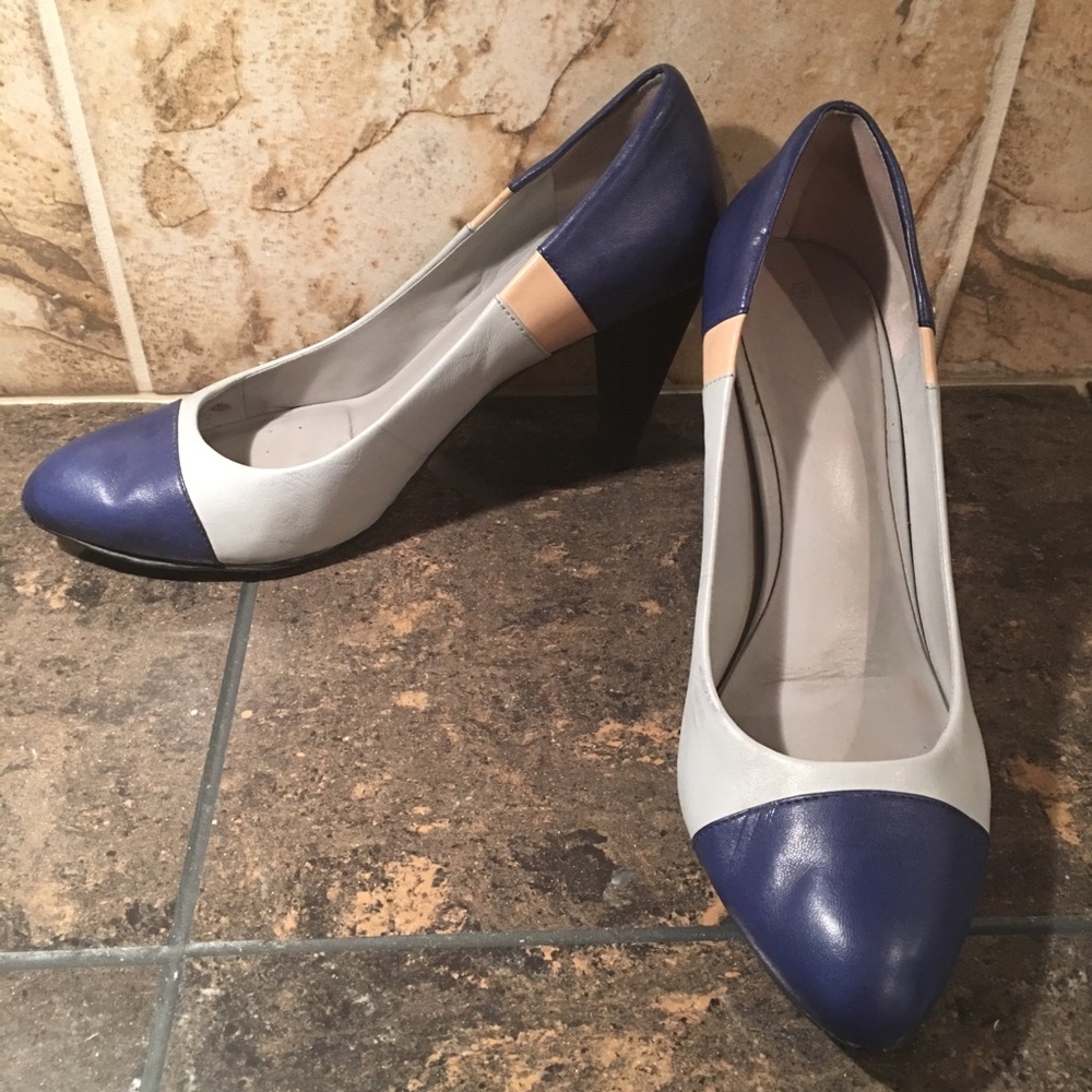 Rockport Blue Leather Pumps